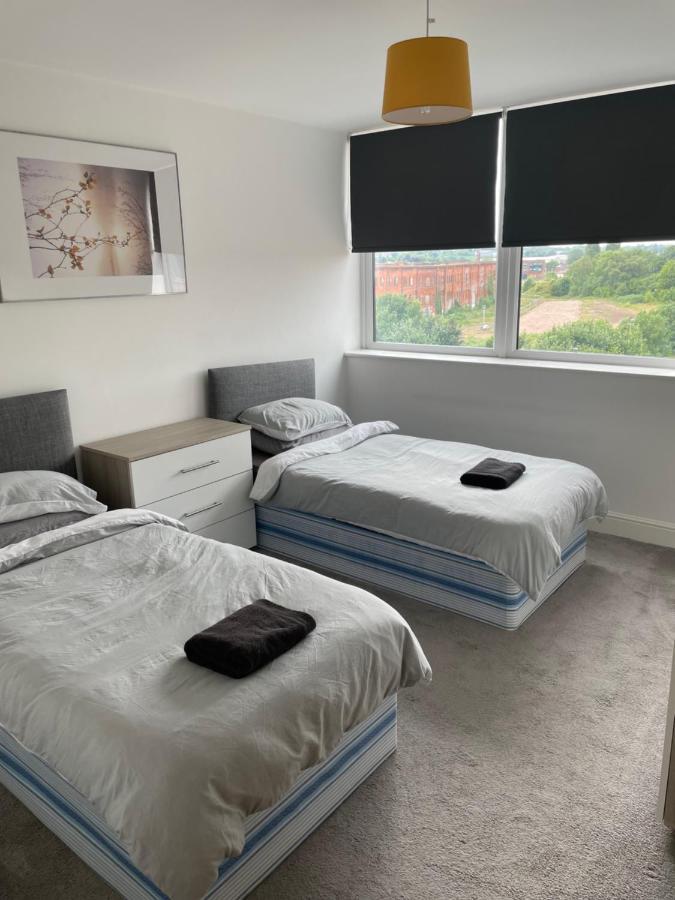 #0611 Two Bedroom Serviced Apartment - Free Parking Дерби Экстерьер фото
